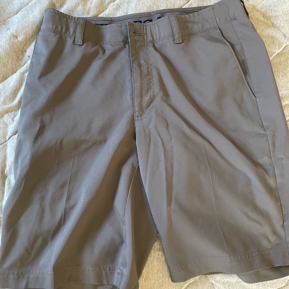 PGA TOUR GOLF SHORTS